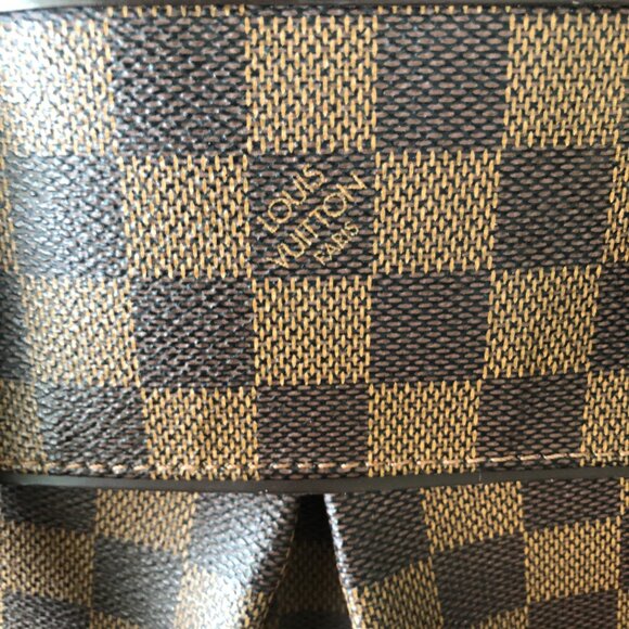 Louis Vuitton Trevi Handbag Damier PM - Picture 14 of 15